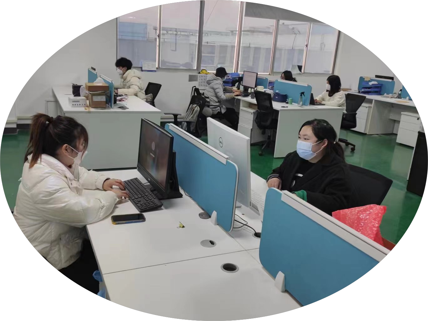 研发团队.png